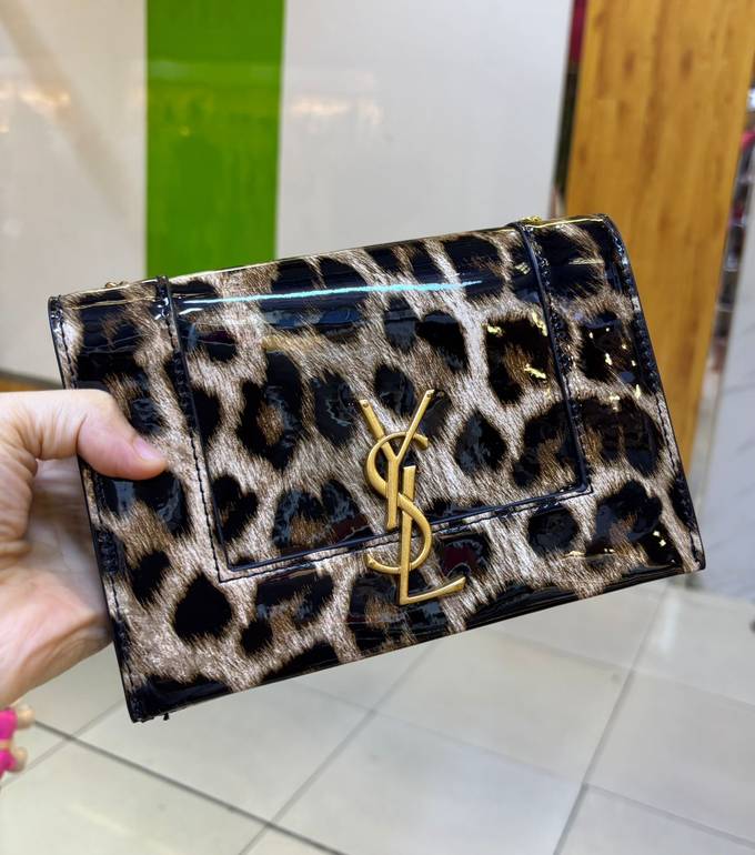 Saint Laurent Kate Chain Shoulder Bag