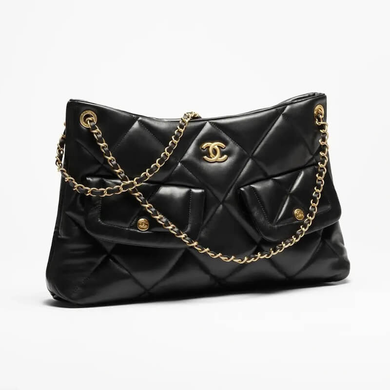 Chanel Shopping Bag in Shiny Lambskin 36 cm